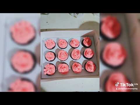 MoistCupcakes