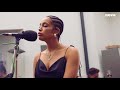 Jorja Smith No Scrubs TLC Cover Plus Près De Toi Nova Fr