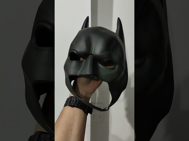 Vídeo relacionado con Rubies Máscara Batman TDK Rises infantil, Caballero Oscuro, Hombre Murcielago, Accesorio, Complemento Disfraz, Licencia Oficial Warner Bros DC Comics