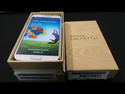 Samsung Galaxy S4 GT-I9500 - Unboxing & Hands-on - Cursed4Eva.com