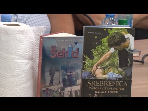 Tešanjska hronika 859 - U Općoj bblioteci u Tešnju provisane dvije knjige s ratnom tematikom