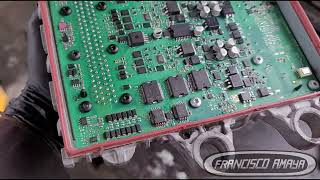 Freightliner cascadia DD15 engine MCM problem water in the computer electronic problem