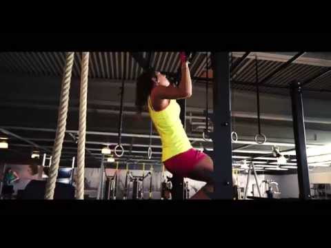 Female Fitness Isabell Schmidt Venice Beach 2014