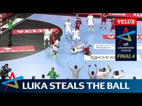 PSG celebrate reaching the final | VELUX EHF FINAL4