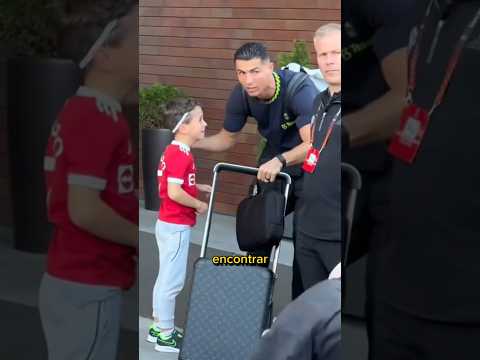 Exemplo de HUMILDADE! #cr7 #futebol #cristianoronaldo