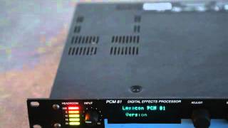 Video thumbnail for Lexicon PCM 81 power up sequence - close up screen by MadMrH1