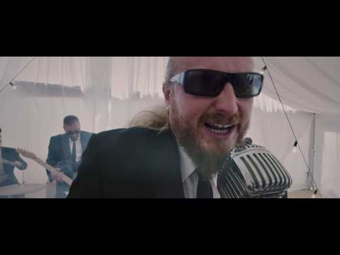 NULLIZMATYKA - Ludzie Piją Krew