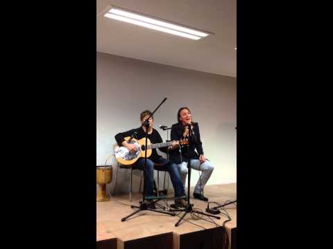 download lagu mp3 mp4 Sharon Louise, download lagu Sharon Louise gratis, unduh video klip Sharon Louise