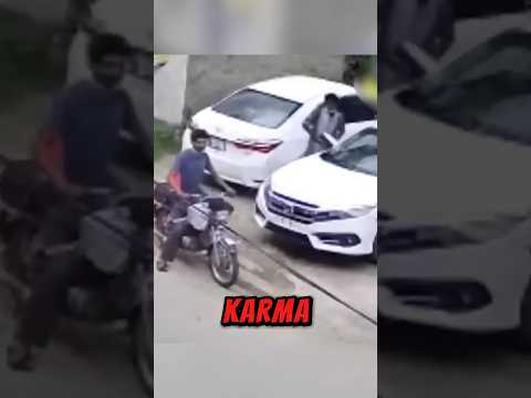 Dos LADRONES recibieron su KARMA instantáneo por robar un retrovisor