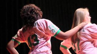 AKA AND PHI MU STROLLING