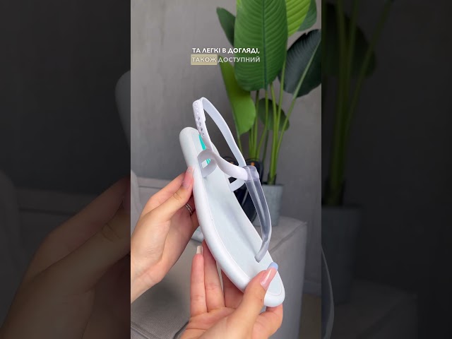 Чоботи жіночі шкіряні байка хутро 592641 Чорний В'єтнамки жіночі Ipanema by Rider 589066 Білі