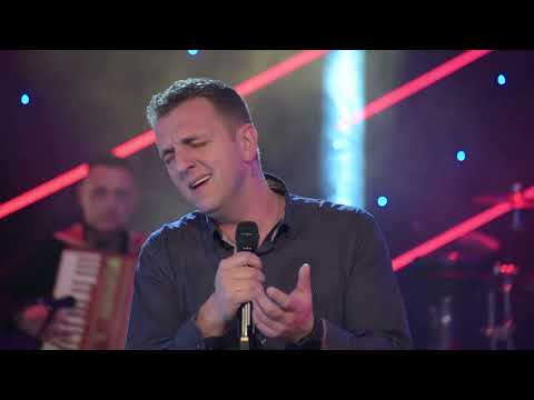 Sarki, Tomce i Grupa Molika - Pusti merak ratke (New Year Show 2022)