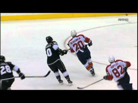 LA Kings Mike Richards Gets Hit By Sean Bergenheim 12.1.2011