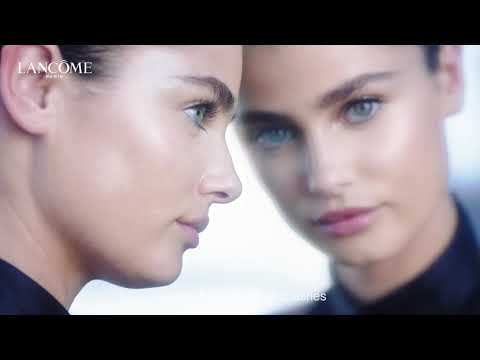 Lancome Advanced Génifique Yeux Light-Pearl šviesinantis serumas paakiams, 20 ml video