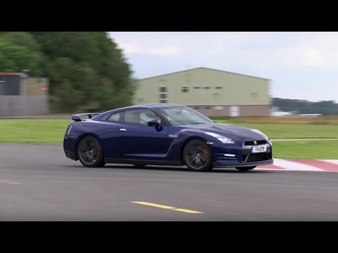 Nissan GTR Power Lap | The Stig | Top Gear