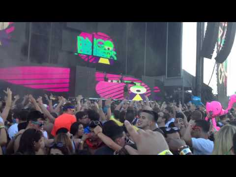 Bingo Players - Silenced by Mr. Brightside (Hardwell Mashup) at Ezoo