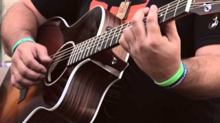 Iration &quot;Falling&quot; - Off The Tracks (live performance)