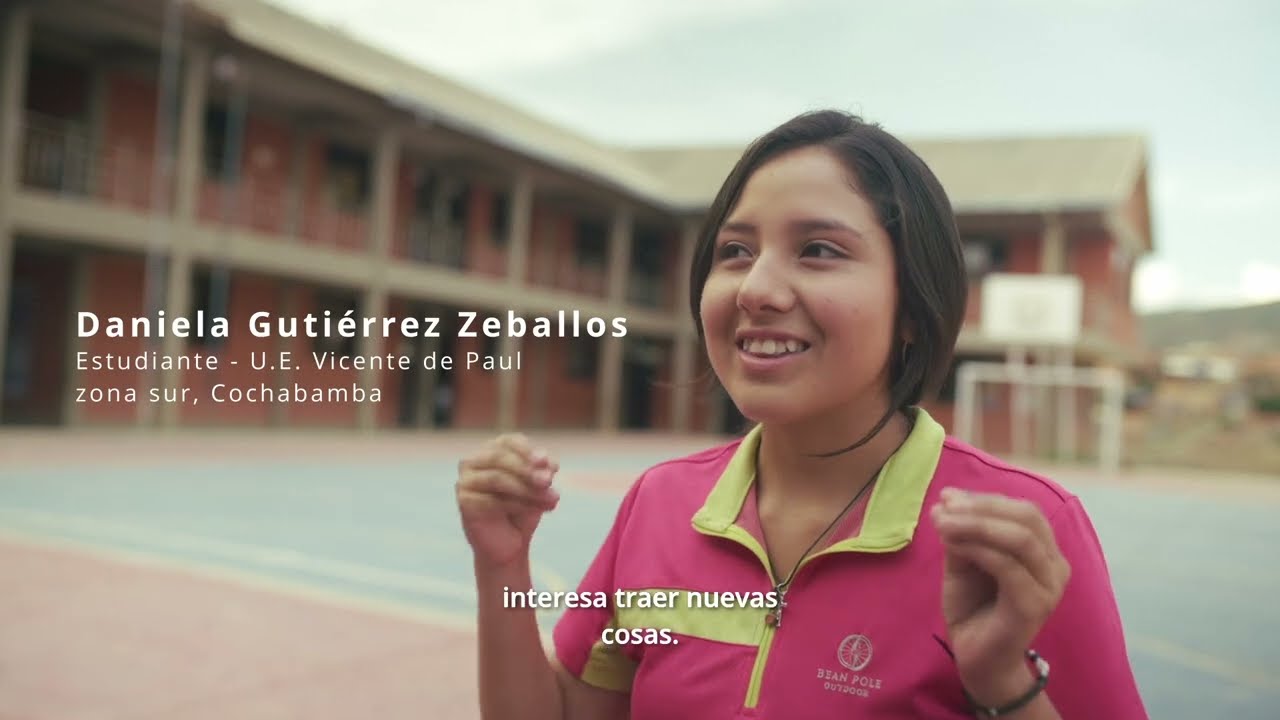 Daniela nos muestra cómo cuida el agua en su escuela 💧🌱