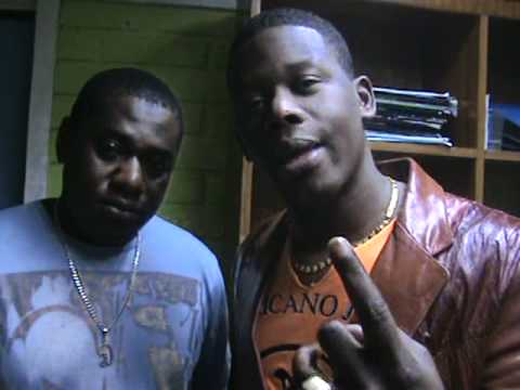 Saludo ded R-Boys a Leon man