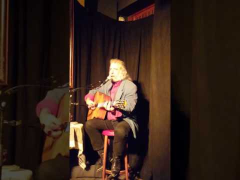 Dan Gharibian Melle, café du boulevard