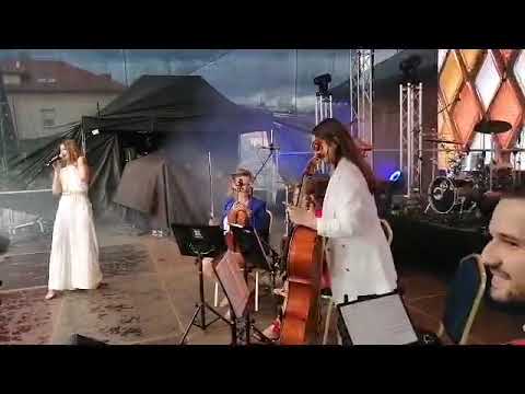 Natalia Szczypuła i NEON STRING quartet