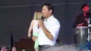 Harry Connick Jr Sings to Little Girl