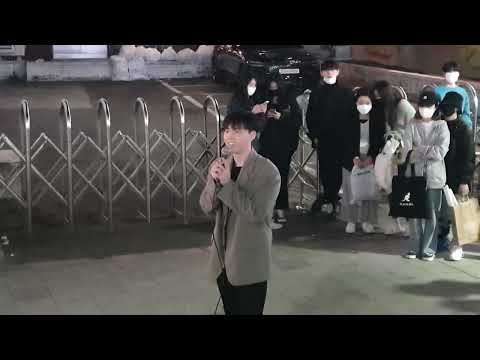 20220417 214204 #이찬욱(Maxxam#맥스) Hongdae Busking 홍대버스킹 #SnowHorse
