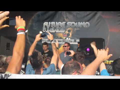 Photographer Dropping Armin van Buuren - "Who's Afraid Of 138" Photographer Remix at