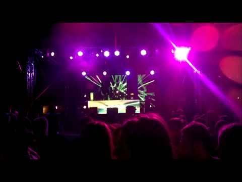 Snatt & Vix @Fusion Festival 2012 - At The End of The Day (feat. Neev Kennedy)