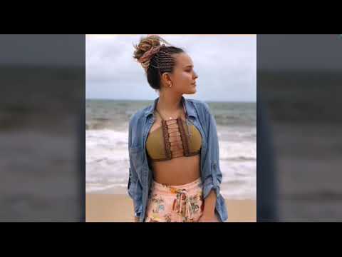 Fotos da Larissa Manoela em Porto Seguro/Bahia