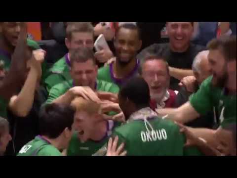 Alberto Diaz gets the Eurocup 2016/17 Finals MVP award