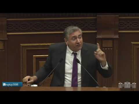 Նենց չի, որ Դուք պետք ա ասեք` պատգամավորը խոսա՞, թե՞ չէ. Սիմոնյանը` Արթուր Խաչատրյանին