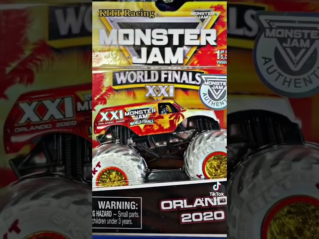 Vídeo relacionado con Monster Jam - DESAFIO Barro Y Agua Dalmatian Dunk Y Coche Monstruo Exclusivo Que Cambia DE Color Escala 1:87-6072014 - Coches para Niños - Juegos Infantiles - Juguetes Niños 3 años +