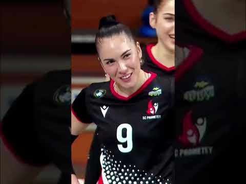 Юлия Герасимова поднимает настроение! Украинская волейболистка. Полное видео