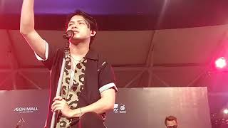 Download lagu RONY PARULIAN - TAK ADA UJUNGNYA | LIVE JAVA JAZZ ON THE MOVE 2025 AEON BSD CITY mp3 Download lagu RONY PARULIAN - TAK ADA UJUNGNYA | LIVE JAVA JAZZ ON THE MOVE 2025 AEON BSD CITY mp3