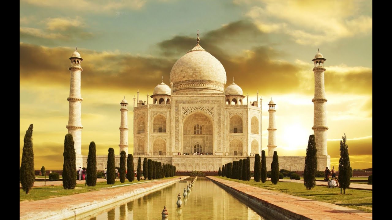 The Taj Mahal Crown of the Palace