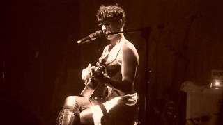 Amanda Palmer live @ the Glasgow QMU: Intro into Belle & Sebastion Chalet Lines cover
