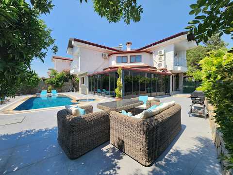 Property video thumbnail