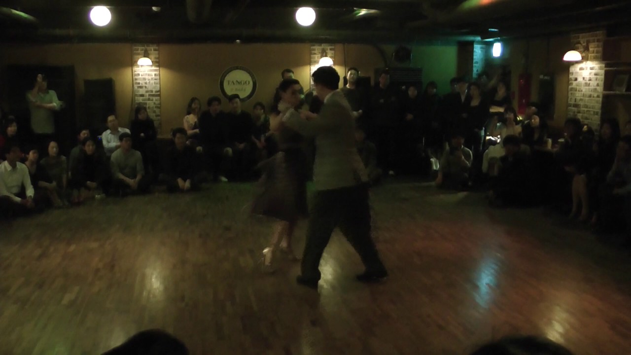 Sergey & Anna Sokhnenko, R.Biagi - Viejo Porton