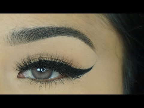 How to: PERFECT Eyeliner | Tips & Tricks