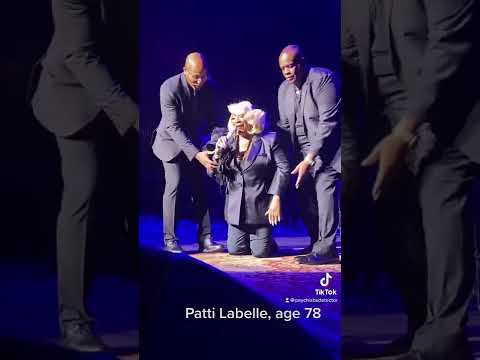 Patti LaBelle, Oct 2022 Atl, rolling on the floor like it was 1995! Go Patti