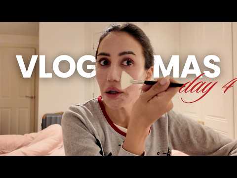 Vlogmas Day 4: One More Day at Home?! Cozy Morning, Brighton Nostalgia & Gala Prep
