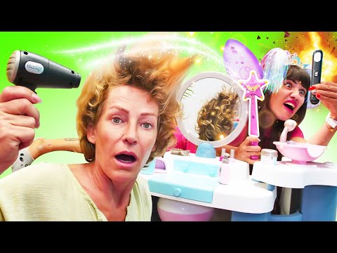 Nicole und die Fee - lustiges Video für Kinder. Schönheitssalon für Nicole.
