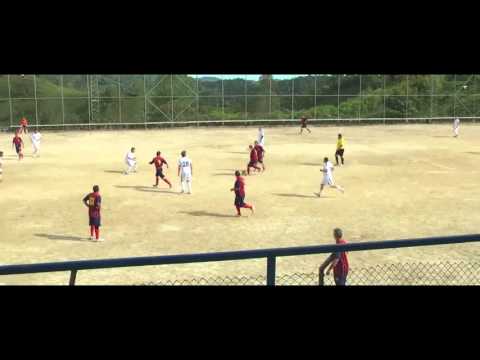 Partido de las viejas glorias del fútbol granadino en las XIV Fiestas del retorno
