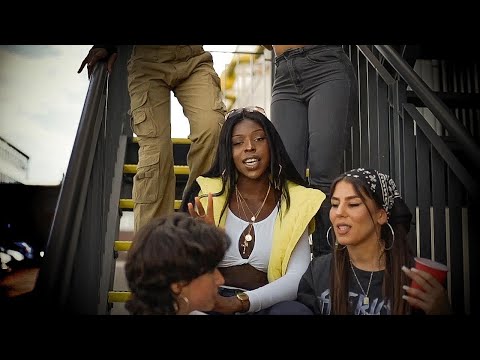 Jeneviève - Bitch aus dem Block