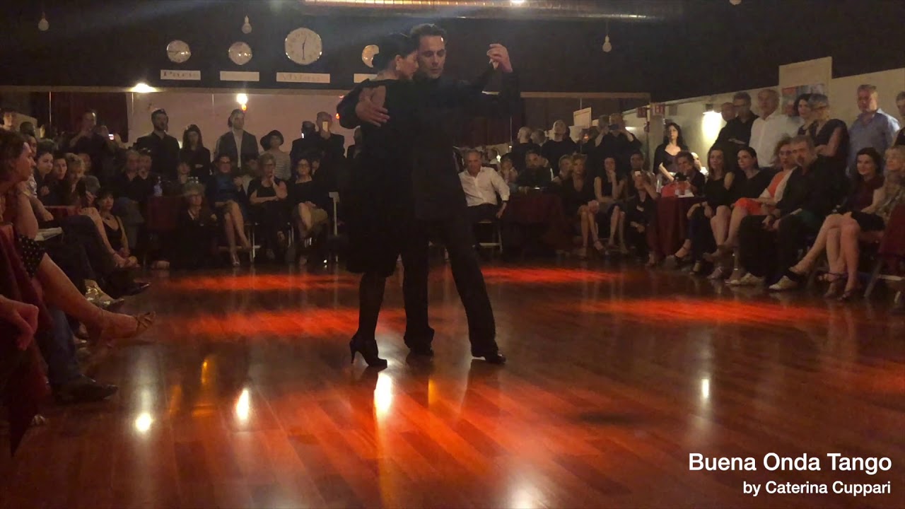 Video thumbnail for Geraldine Rojas ed Ezequiel Paludi - Fuego Lento