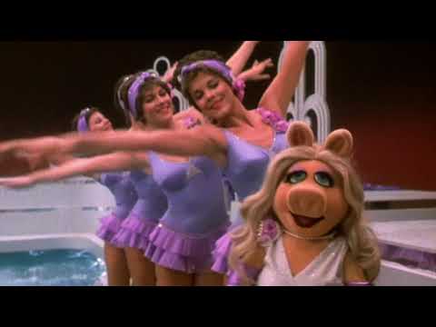 the great muppet caper: miss piggy's underwater ballet ("piggy's fantasy") HQ