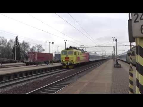 Příjezd vlaku R 831 a odjezd vlaku R 834 - Studénka, 17.1.2015