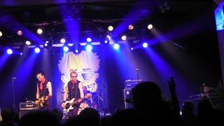 Toy Dolls- My Girlfriend&#39;s Dad&#39;s A Vicar/ Alfie From The Bronx 19.4.2015 Berlin