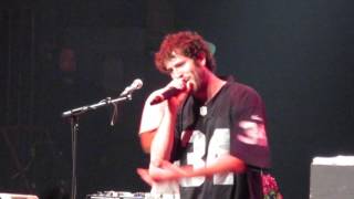 Lil Dicky - "Pillow Talking" (Live in Providence)